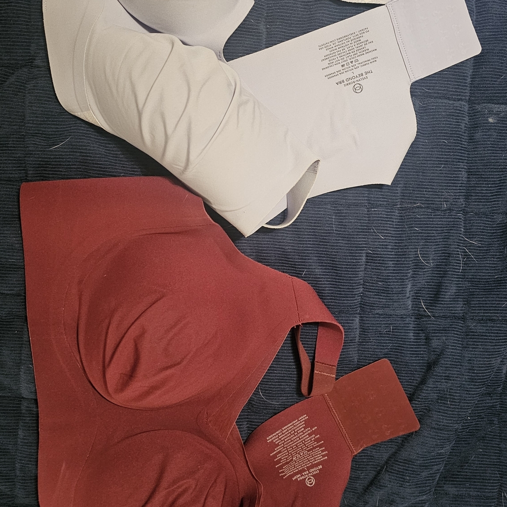 Elegant Women's Bra Set - White and Red